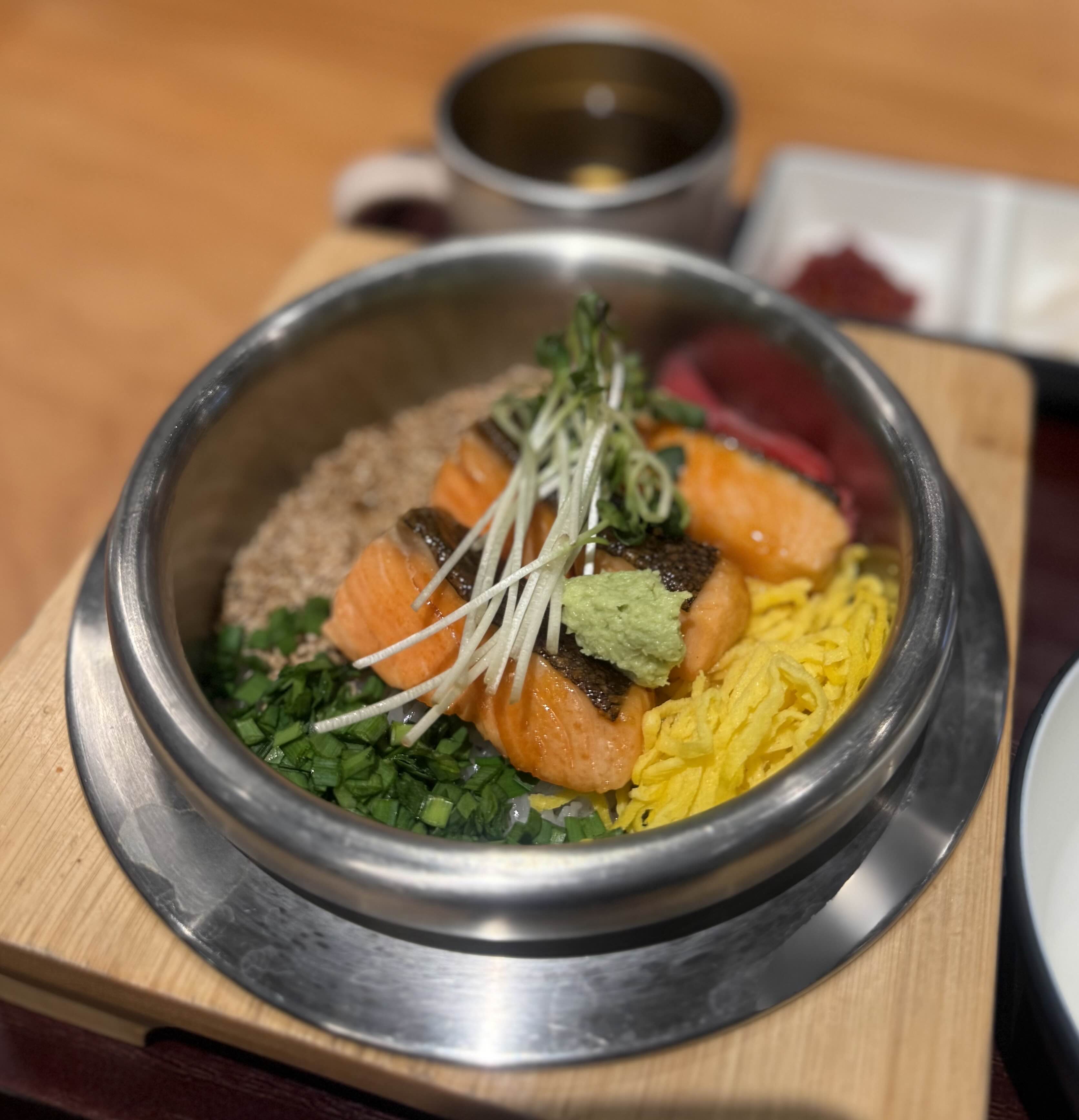 만학 연어솥밥