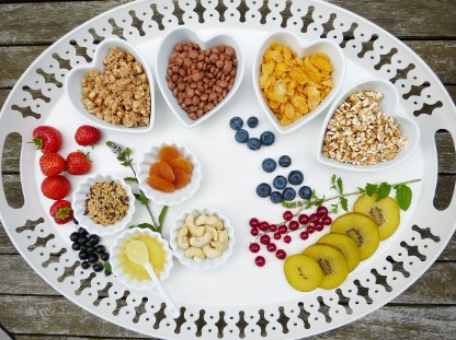 &lsquo;골다공증&rsquo;은 노화가 아닌 질병! 삶의 질 무너뜨리는 골다공증