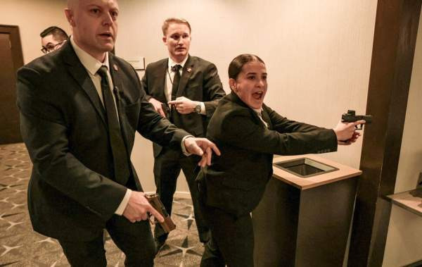 트럼프 총격 자작극 논란부터 캠페인 영향까지 심층 분석