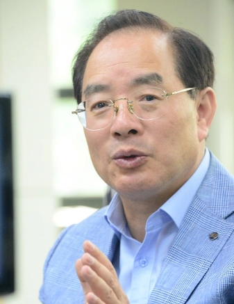 하윤수 교육감 프로필 나이 고향 학력 재산 경력