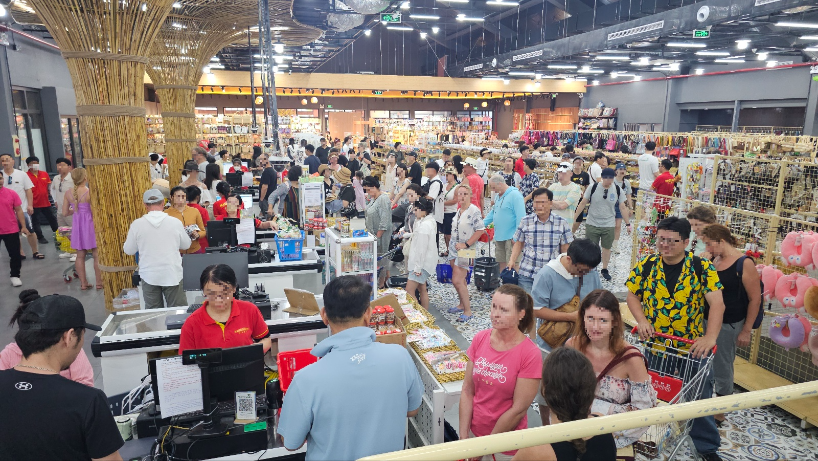 [25.3월] 푸꾸옥 #6&amp;#124;킹콩마트 방문 후기 &ndash; 기념품부터 장바구니까지 꽉 채운 쇼핑 타임