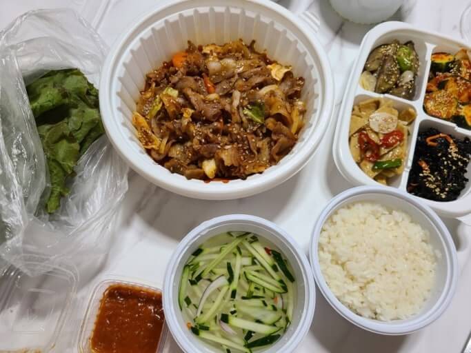 배달음식 포장 속 미세플라스틱, 우리의 건강에 어떤 영향을 미칠까?