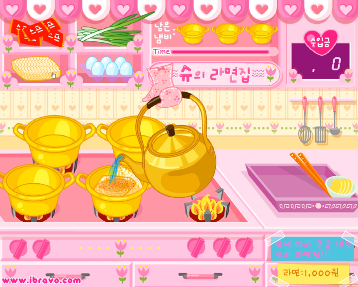 슈의-라면집-플래시게임-플레이-냄비에-면과-스프를-넣고-물을-붓는-화면
