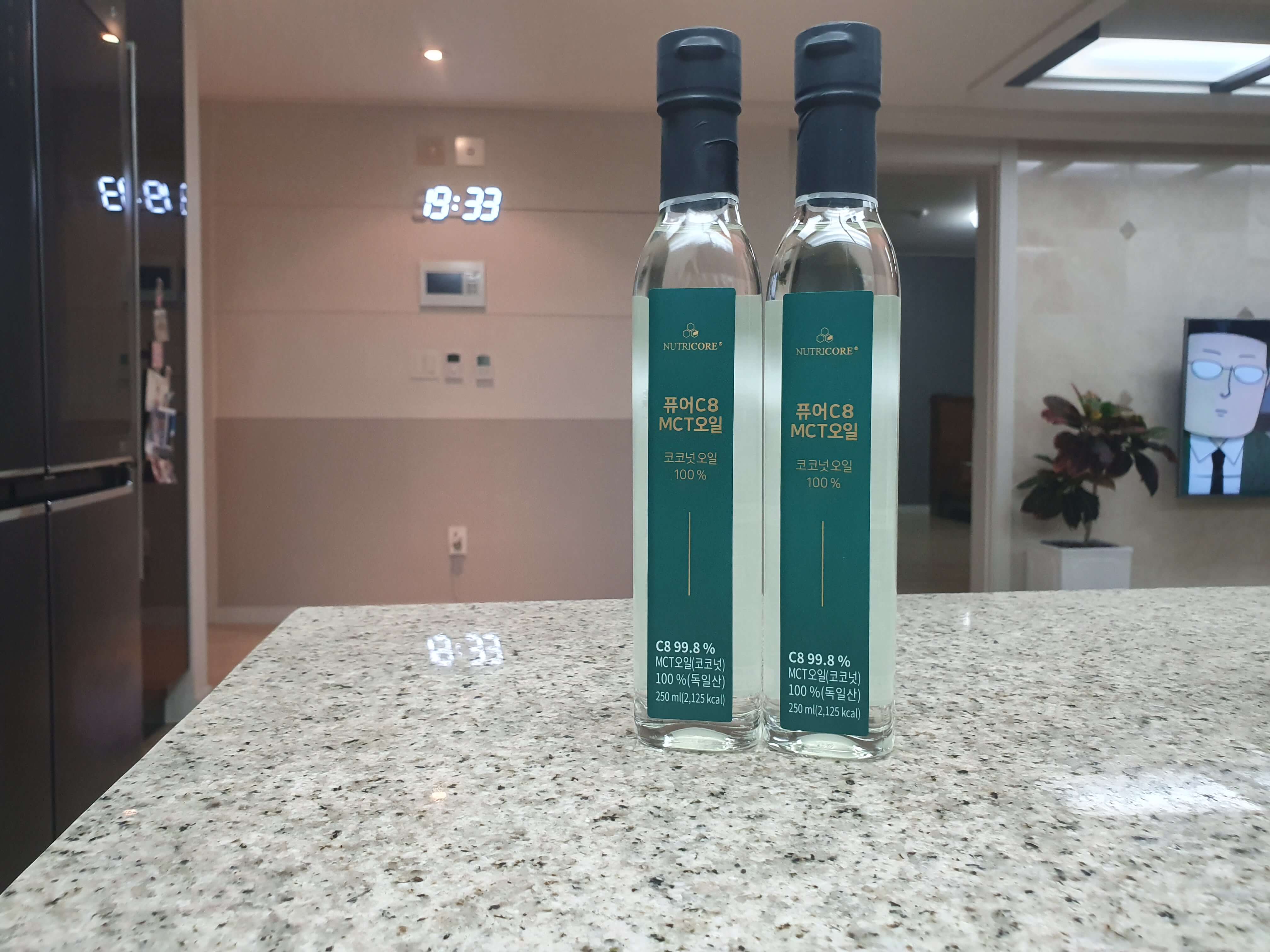뉴트리코어-퓨어C8-MTC-제품-모습