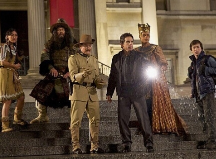 박물관이 살아있다! 포스터