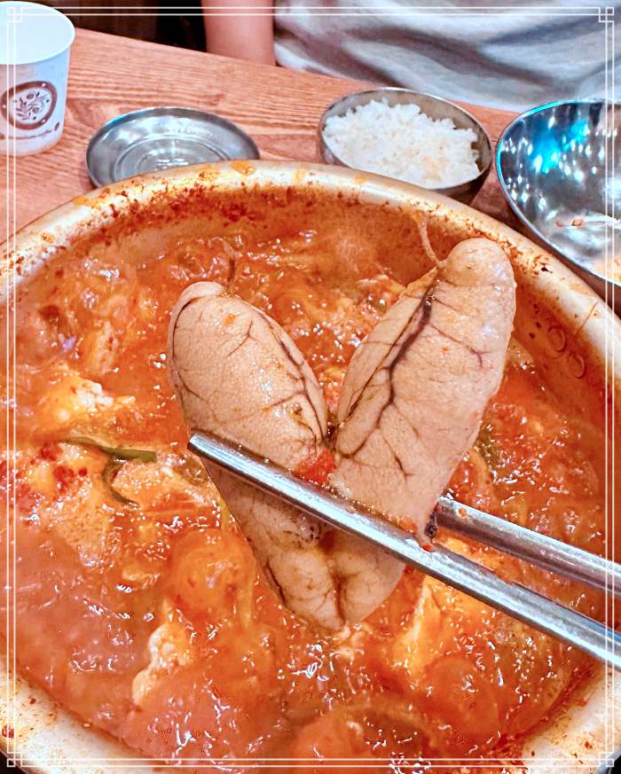송파, 방이 맛집 푸짐함의 진수, 꽉 찬 살과 얼큰한 국물의 시골 동태탕