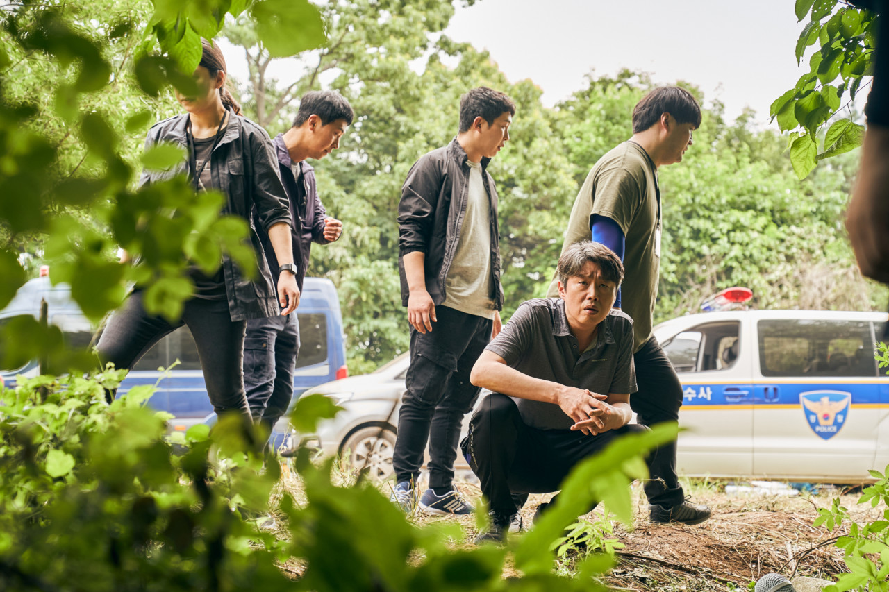 영화 스마트폰을 떨어뜨렸을 뿐인데 정보 ott 출연진 줄거리 결말 후기 평점 원작과의 차이 