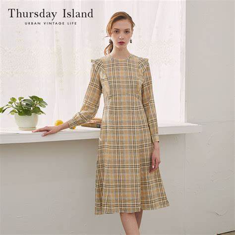 써스데이아일랜드 체크 패턴 원피스