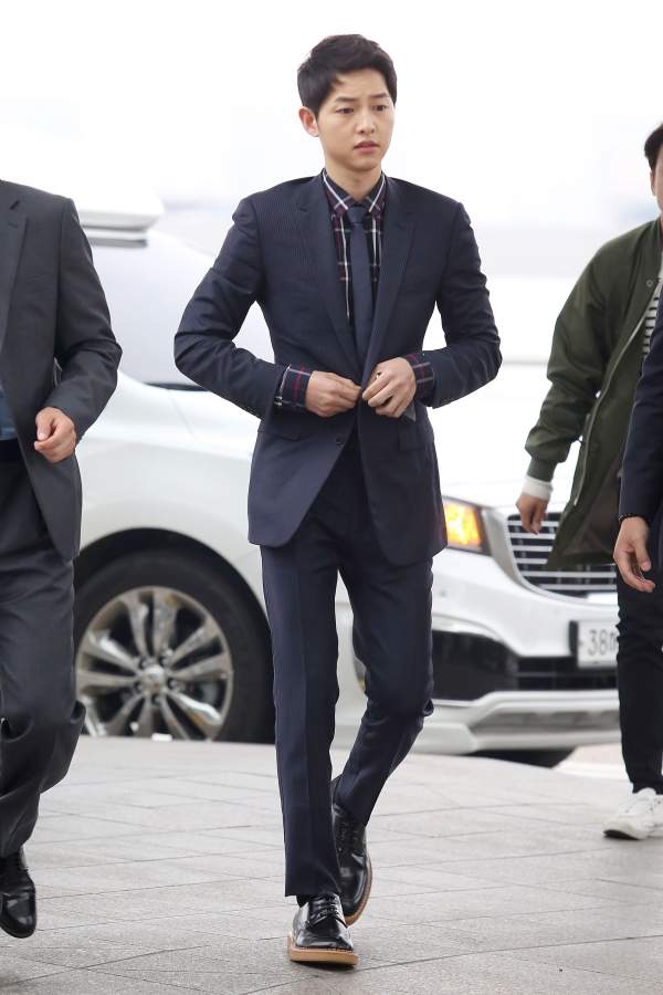 송중기 프로필