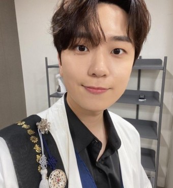 포레스텔라 고우림 프로필 총정리 학력 군대 김연아 근황