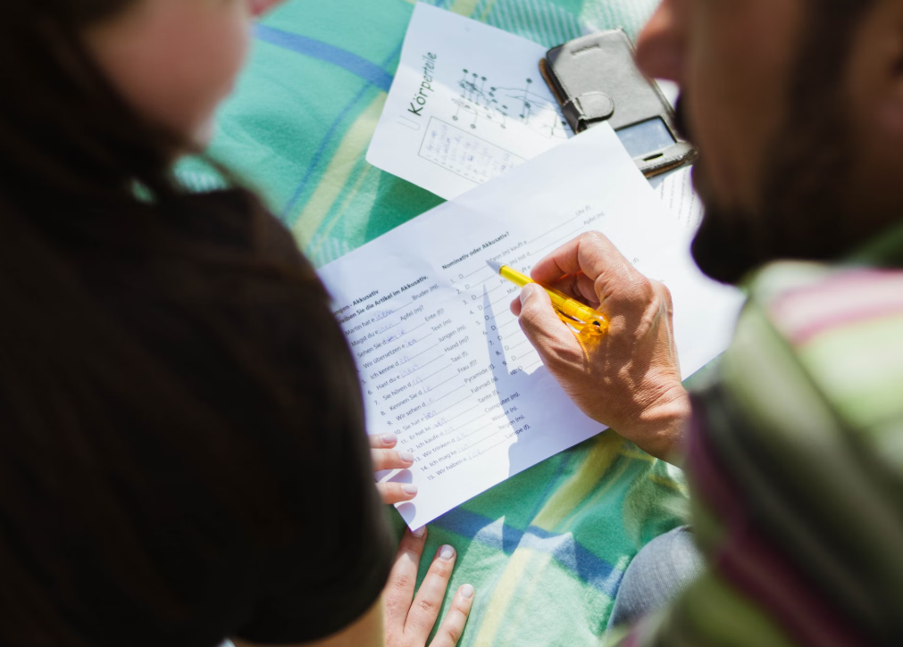 외국어 청취 능력을 빠르게 향상시키는 뇌의 훈련법