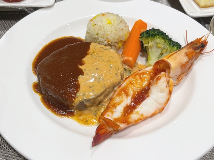 at더포레연회장-스테이크-대하구이