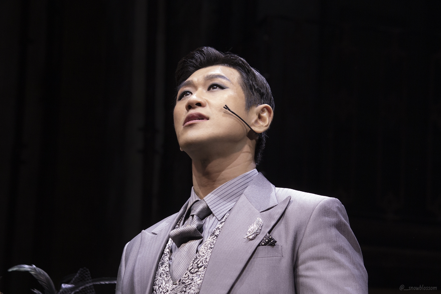 헤르메스 역의 강홍석 배우