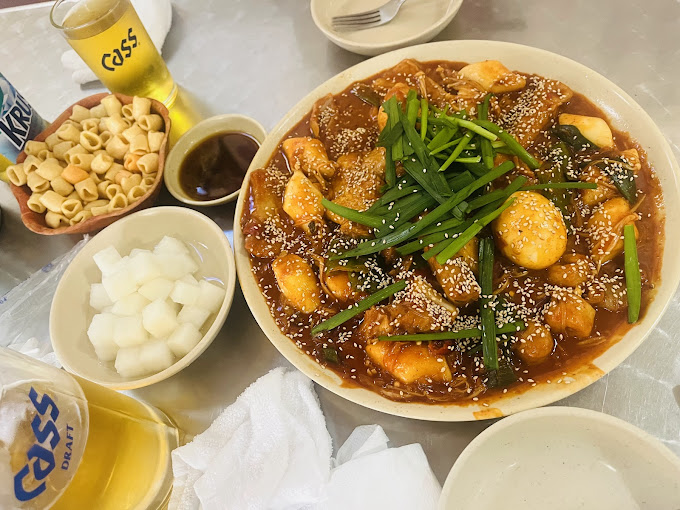 가로수길 떡볶이 호프 '한추'