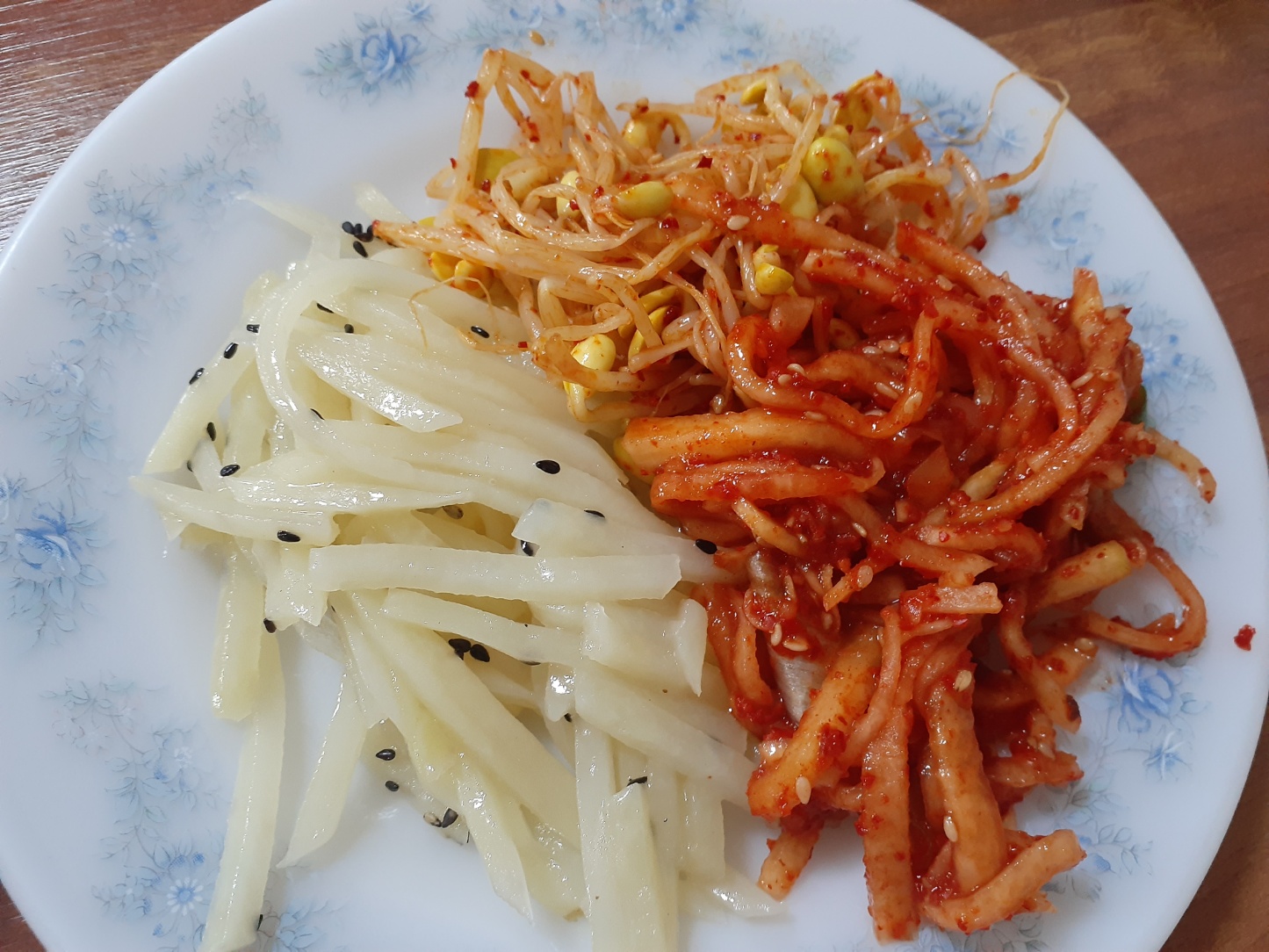 응실리구판장식당