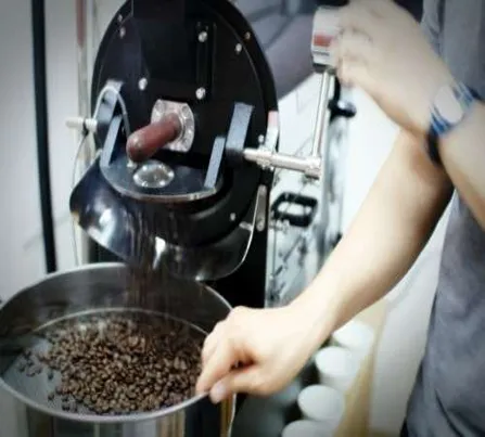 윤일중커피아카데미학원