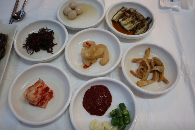 6시내고향 남해 멸치회무침 멸치쌈밥