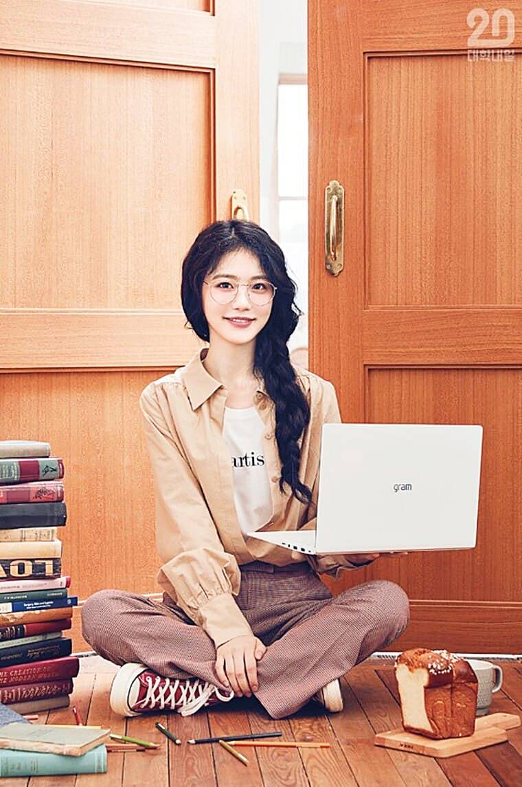 배우-신예은-대학내일