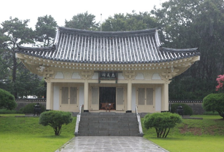충의사