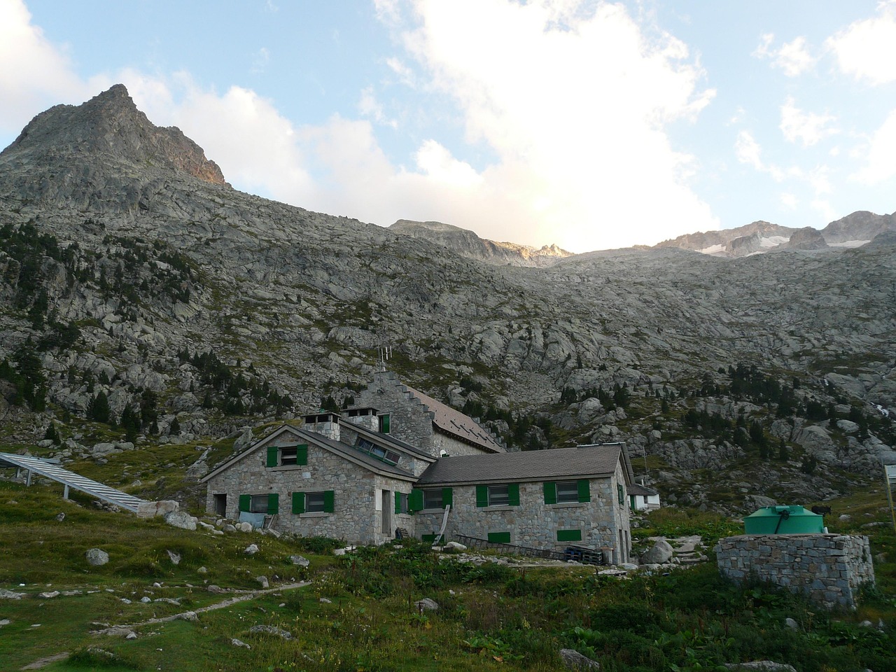 산장 숙소 이미지