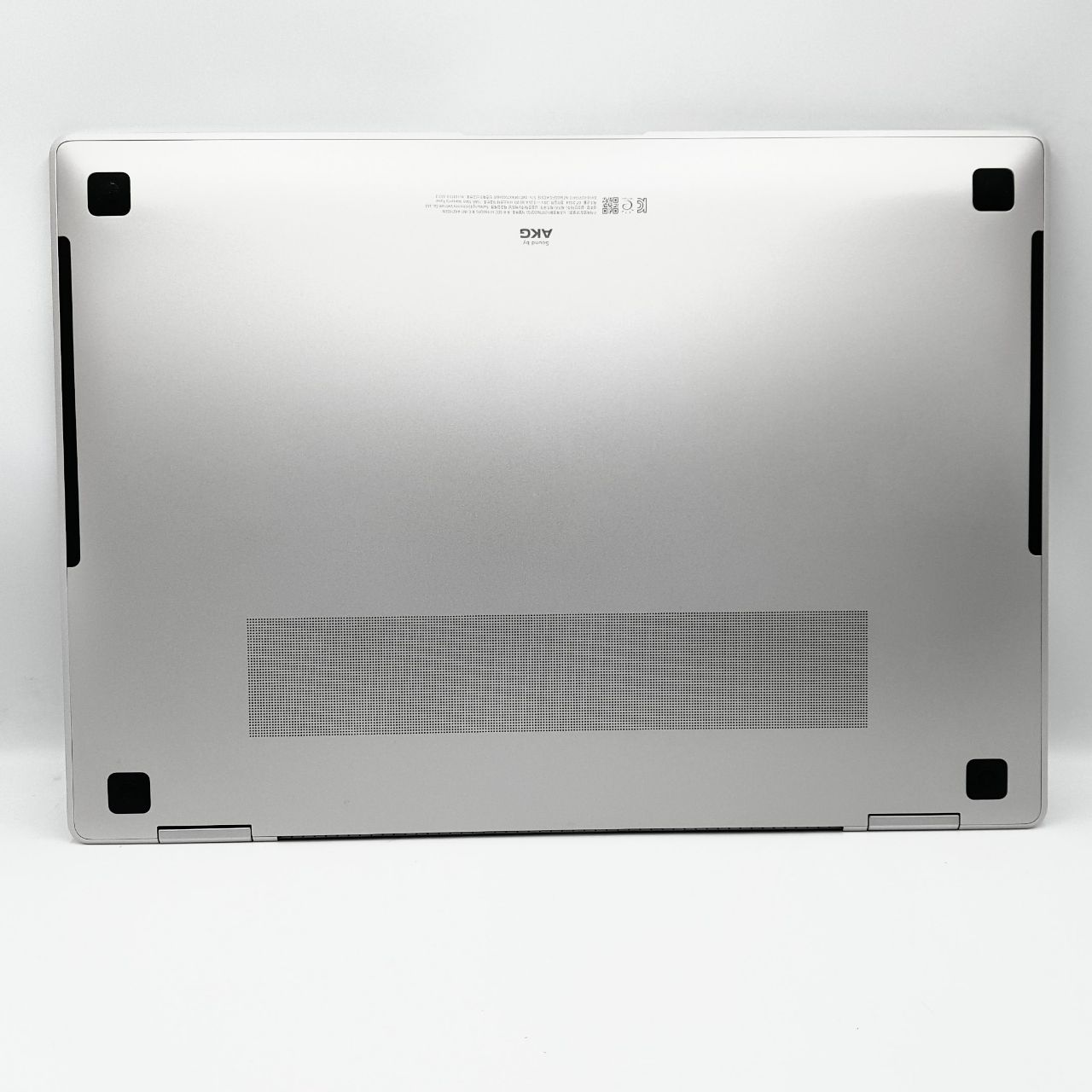 NT960QFG-KC52E 뒷면