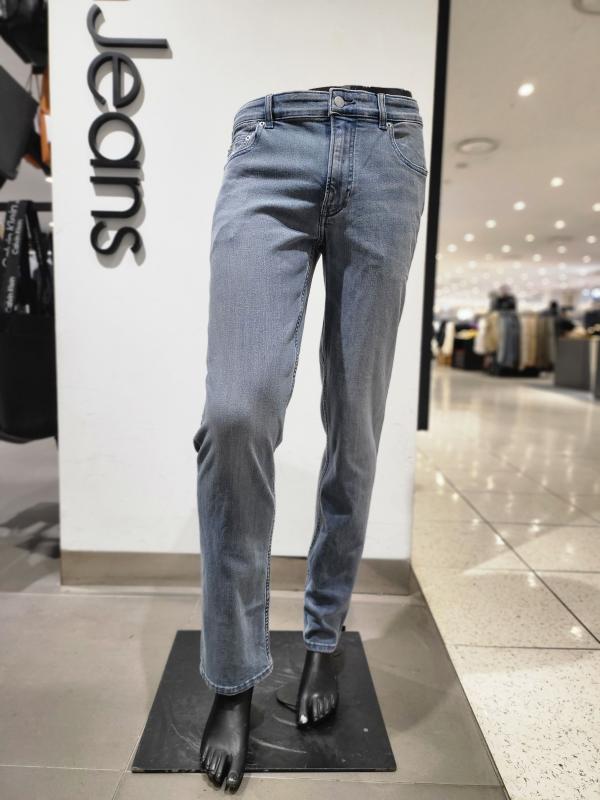 Calvin Klein Jeans 캘빈클라인 진 남성 블루그레이 바디핏 데님 팬츠 J323801-1BZ