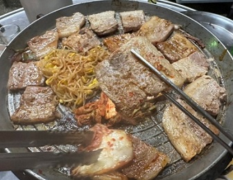 돼지삼겹살