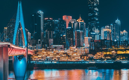 도시의 밤을 밝히는 빛의 건축. 야경과 조명의 심리학