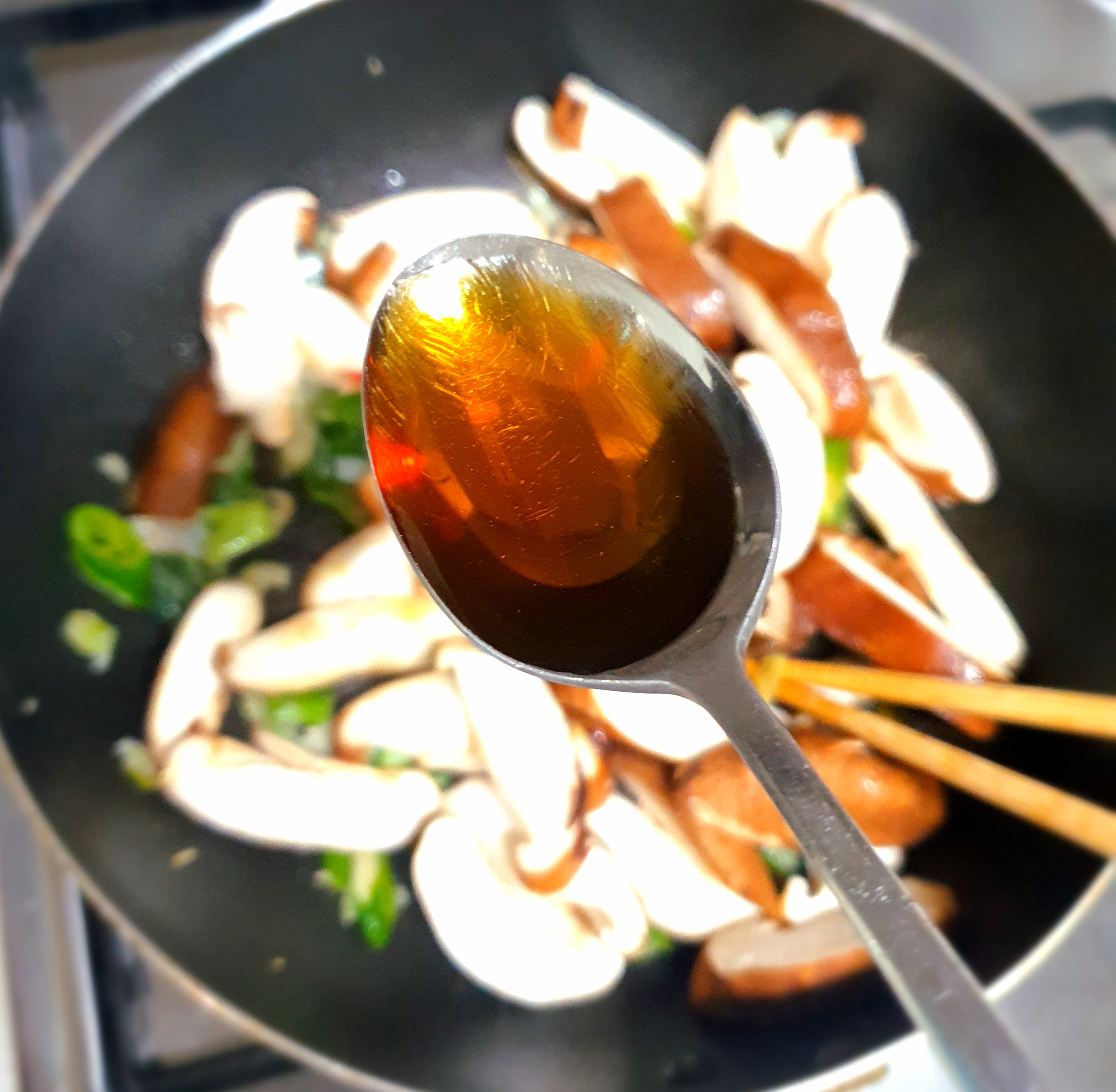 액젓은-감칠맛을-냅니다.