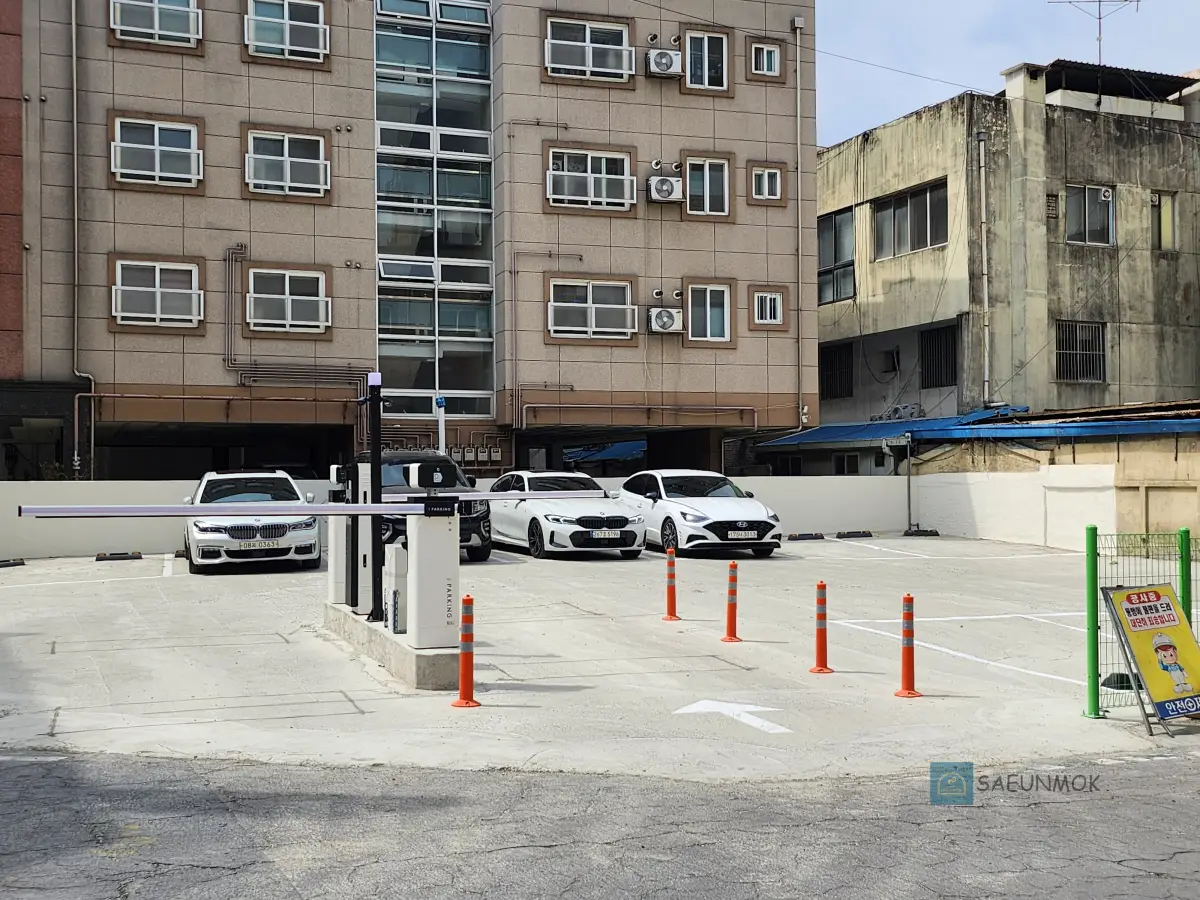 대전-콜드-버터-베이크-샵-주차장