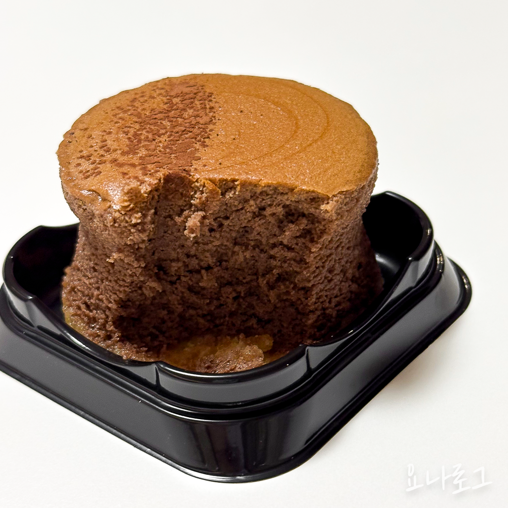 CHEFFLE 치플레 연남동 연남 연남치플레 판교치플레 판교디저트 판교카페 판교디저트추천 판교카페추천 판교현백 판교현대백화점 판교현대백화점디저트 판교현대백화점식품관 치즈케이크 치즈케이크추천 수플레 수플레케이크 수플레치즈케이크 디저트맛집 연남디저트 연남동카페 연남카페