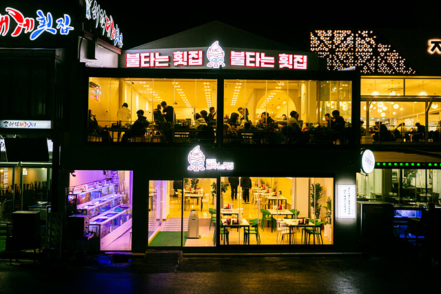 강릉 맛집 베스트10 현지인 추천 강원도여행 강릉 하월당 초당짬뽕순두부 초당옥 경포대불타는횟집 강릉꼬막비빔밥 풍호맛뜨락 찐수산대게횟집 주문진방파제회센터본점 주문진홍게무한리필 피쉬맨대게횟집 경포대본점 고향마을숯불돼지갈비 강릉유환식당 브로콜리모던키친