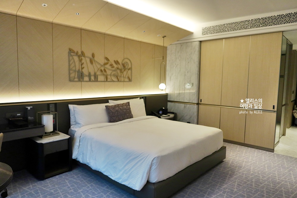 페어몬트 앰배서더 서울, 페어몬트룸 (킹사이즈 베드) 후기