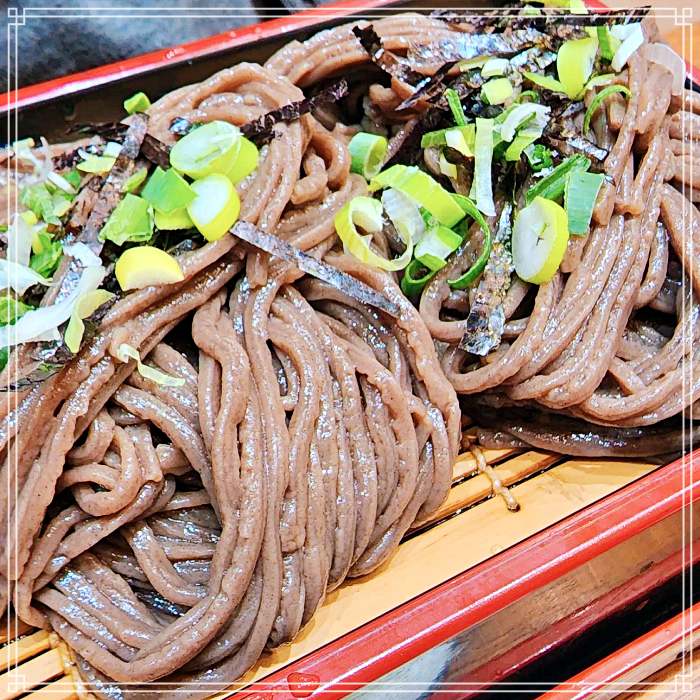 부산 수영 맛집 0.3 mm 완당, 완당면