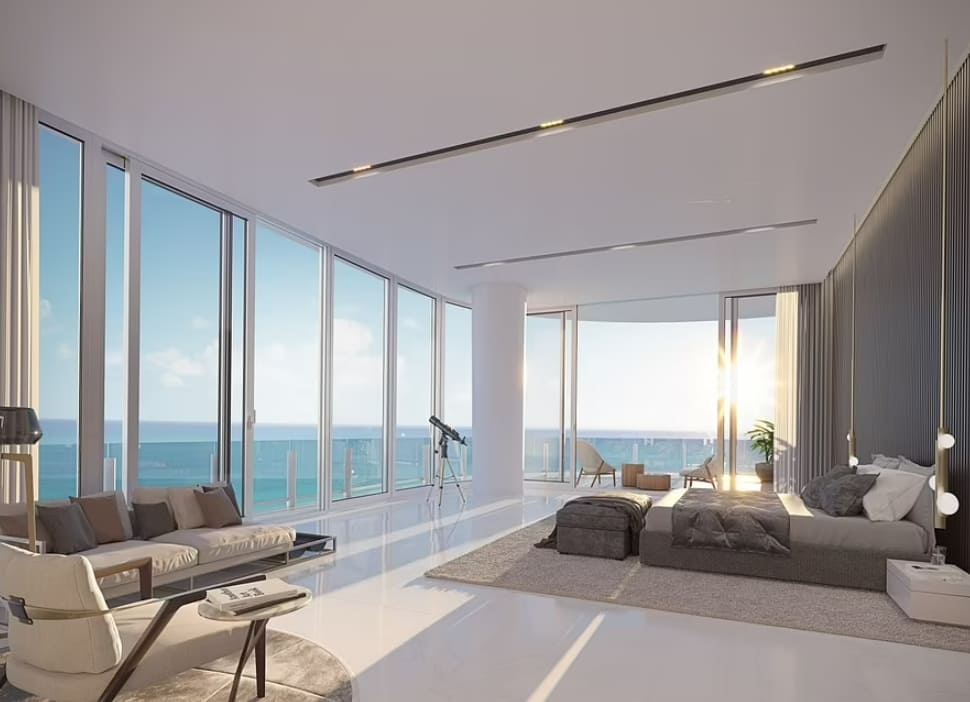 애스턴 마틴이 디자인한 마이아미의 럭셔리 아파트 VIDEO: Stunning Downtown Miami apartment block by Aston Martin nears completion