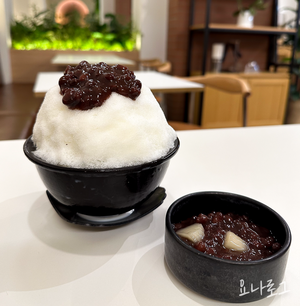 밀탑 밀탑빙수 우유빙수 연유빙수 광교카페 수원카페 광교밀탑 광교카페추천 수원카페추천 영통카페 영통카페추천 광교데이트 수원데이트 영통데이트 수원가볼만한곳 광교가볼만한곳 팥빙수 광교빙수 광교팥빙수 수원팥빙수 수원빙수 영통빙수 영통팥빙수 수원데이트코스 광교데이트코스