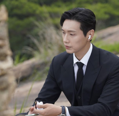 지현우
