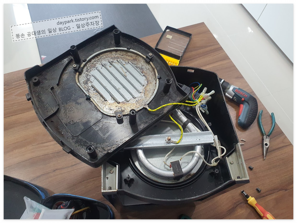 커피메이커 ECM4000 분해사진