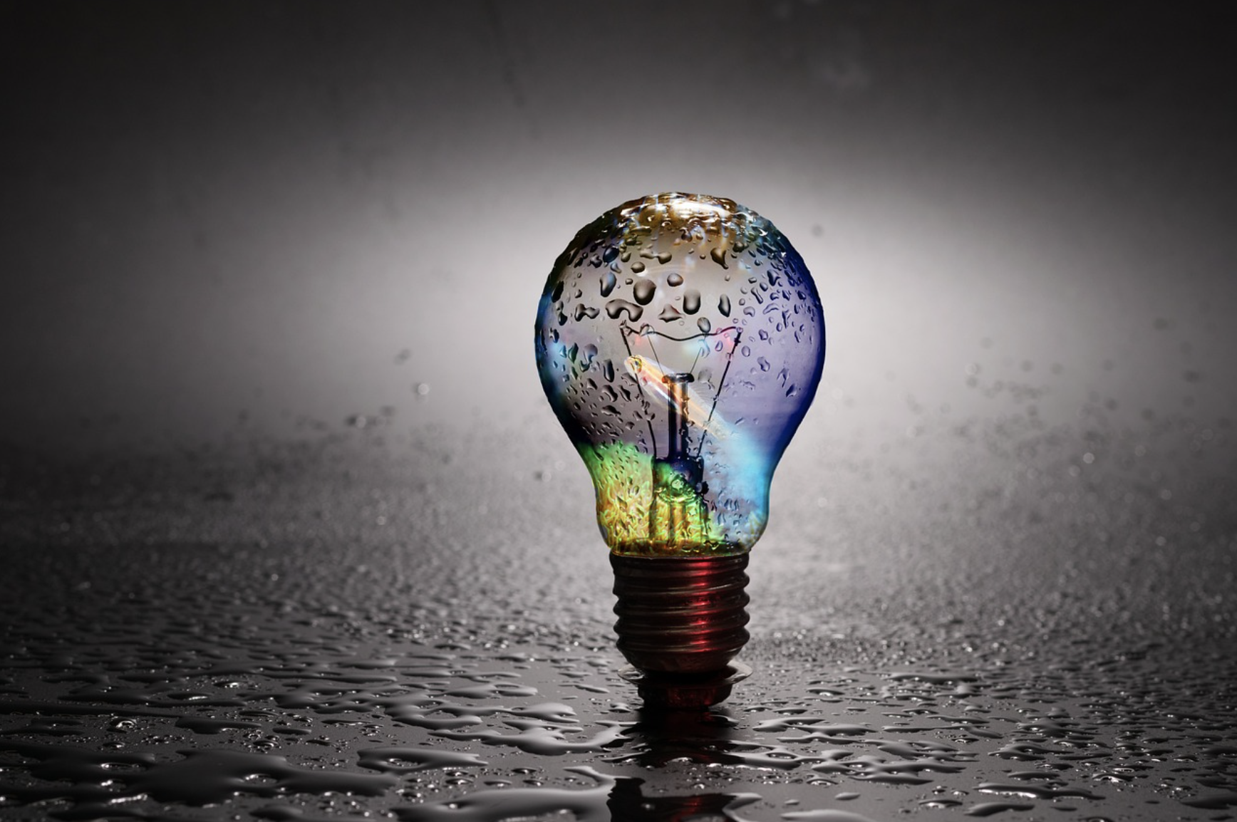 디지털 미니멀리즘과 창의성: 더 적게 사용하고 더 많이 창조하기