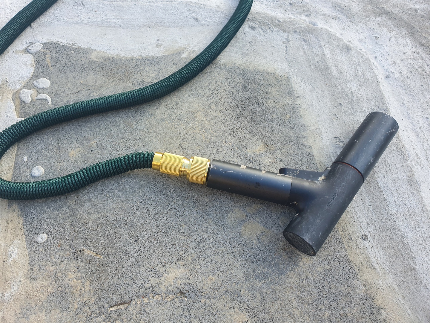 새로-교체한-호스의-연결된-모습-1