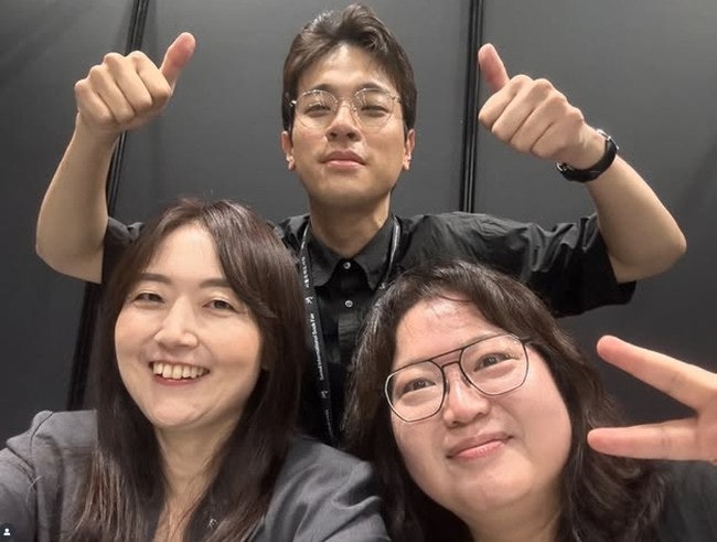 박정민 배우 출판사 책 출판사 무제 나이