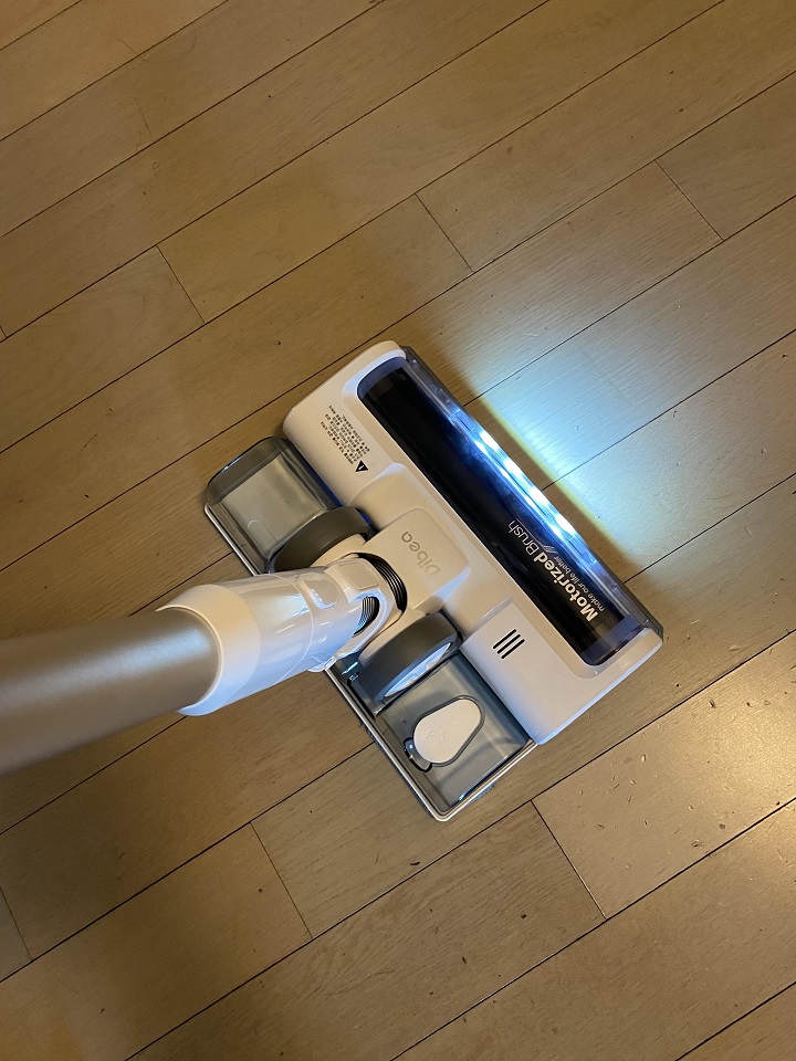 불빛이-나오는-무선-청소기