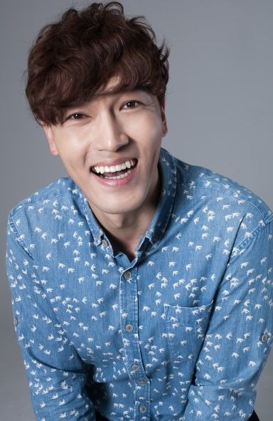 정평 배우 나이 프로필 학력 고향 뮤지컬 필모그래피 문근영 남편 결혼 러브스토리 완벽 정리