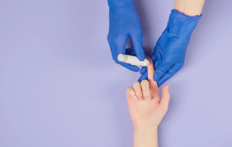 당뇨 혈당체크 사진