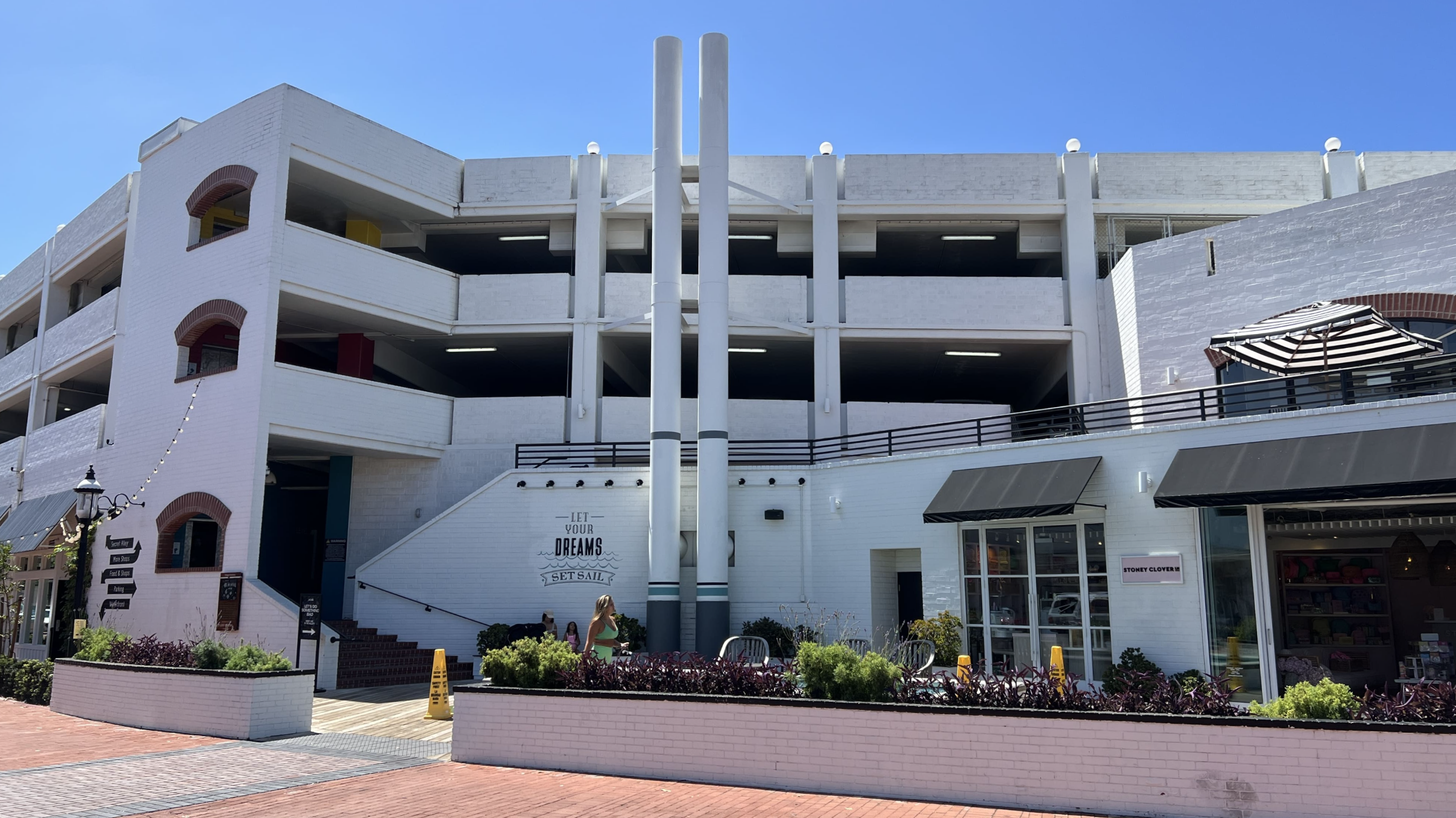 뉴포트비치 Lido Marina 주차장