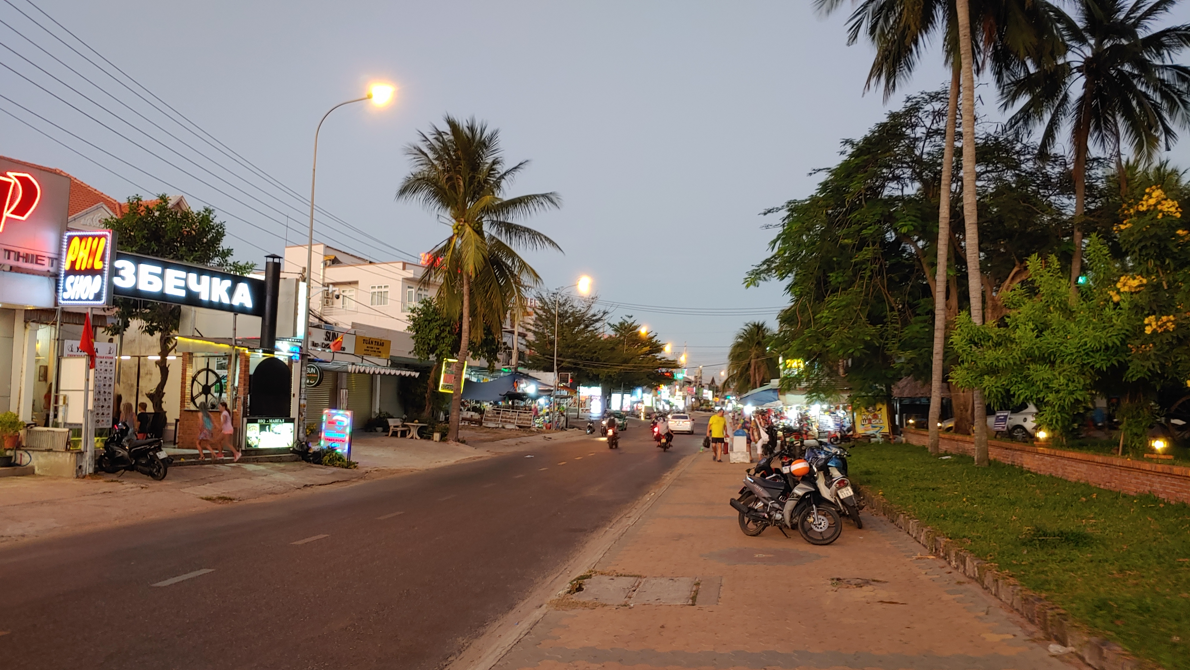 보케거리의 밤 풍경