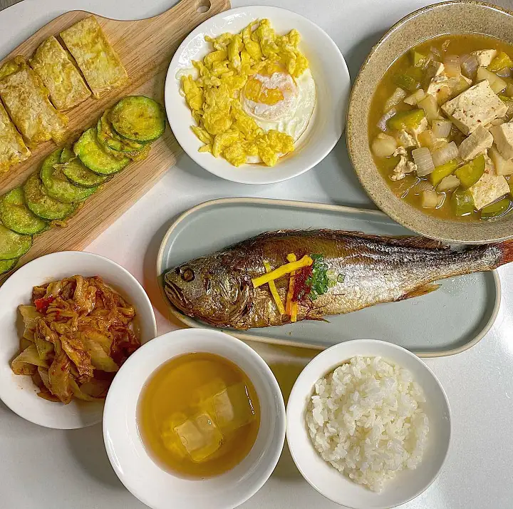 투데이 맛있는 메뉴 12첩 반상 부산 연산동 맛집