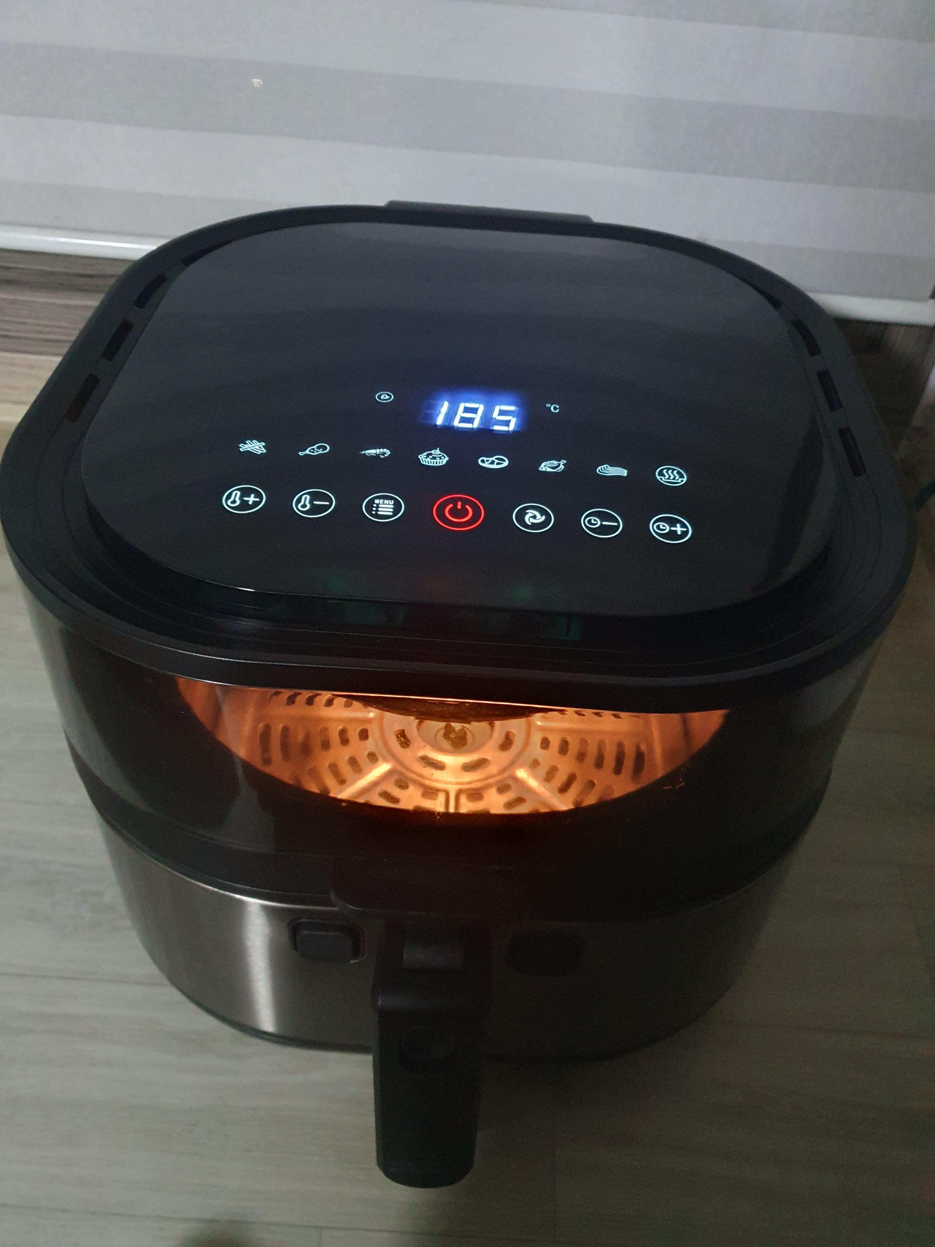 cj 고메 오리지널 핫도그 조리위해서 예열중