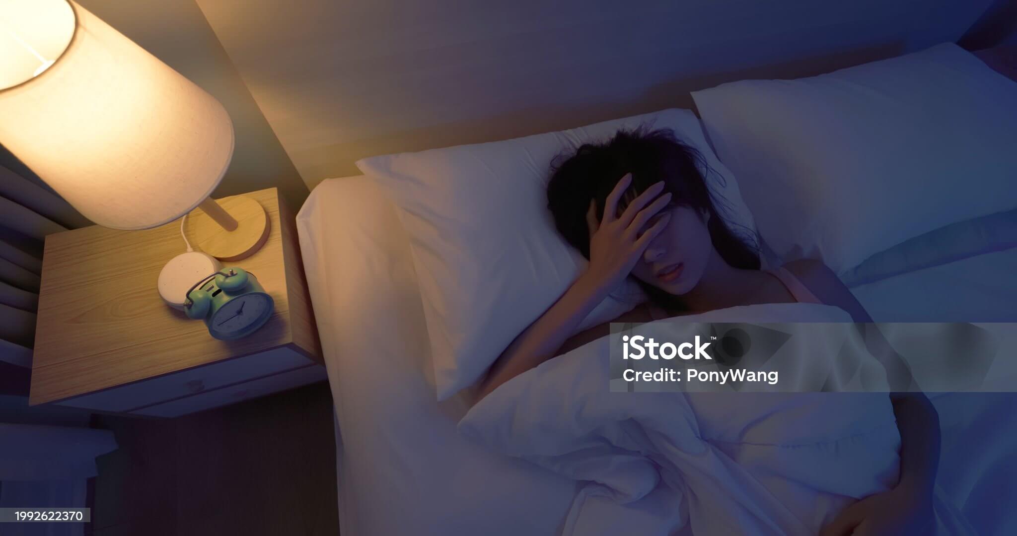 밤늦게까지 깨어 있는 사람들의 노화 속도는 다르다 수면