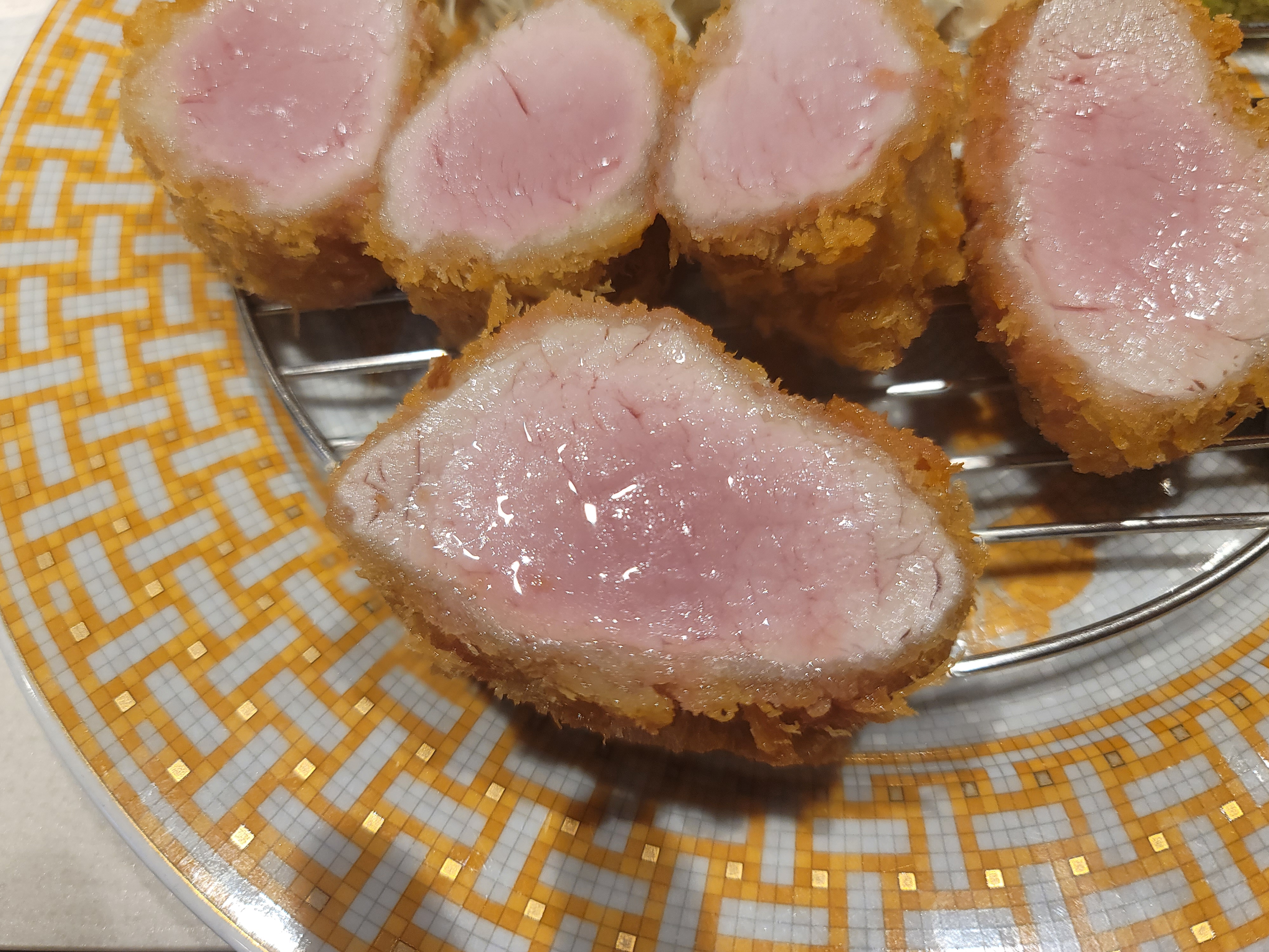 츠키젠 돈카츠 샤톤브리앙 육즙